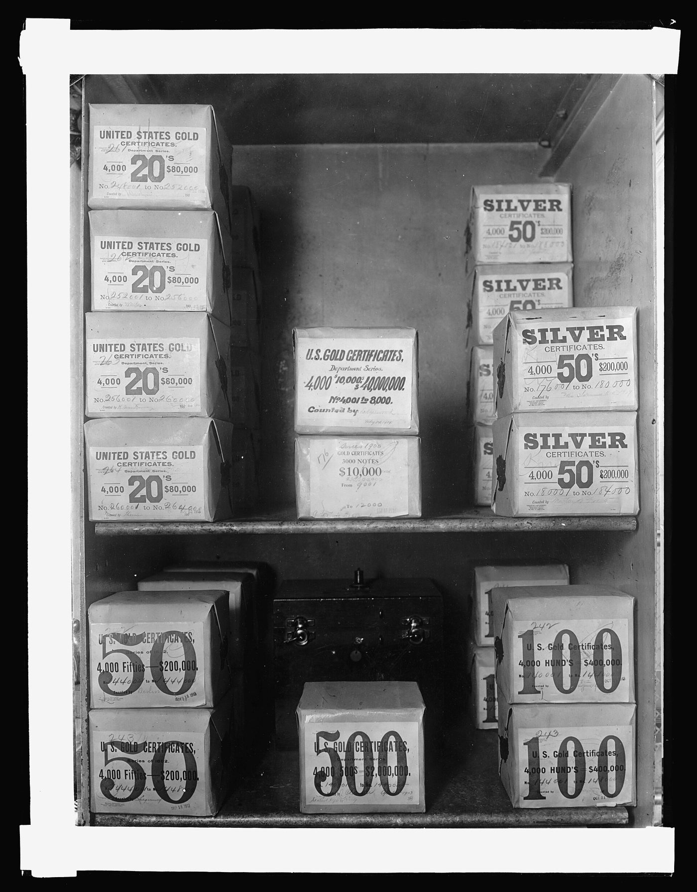 Packages of currency in the reserve vault of the U.S. Treasury cash room, 1914